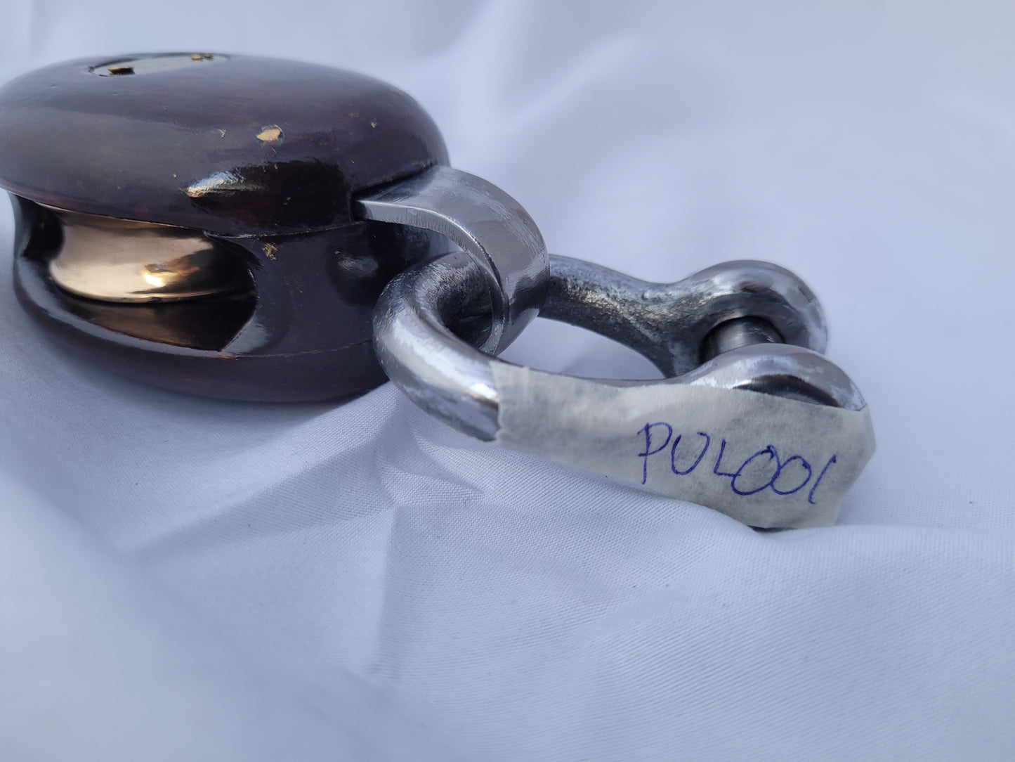 Yacht Pulley of Rosewood and Brass