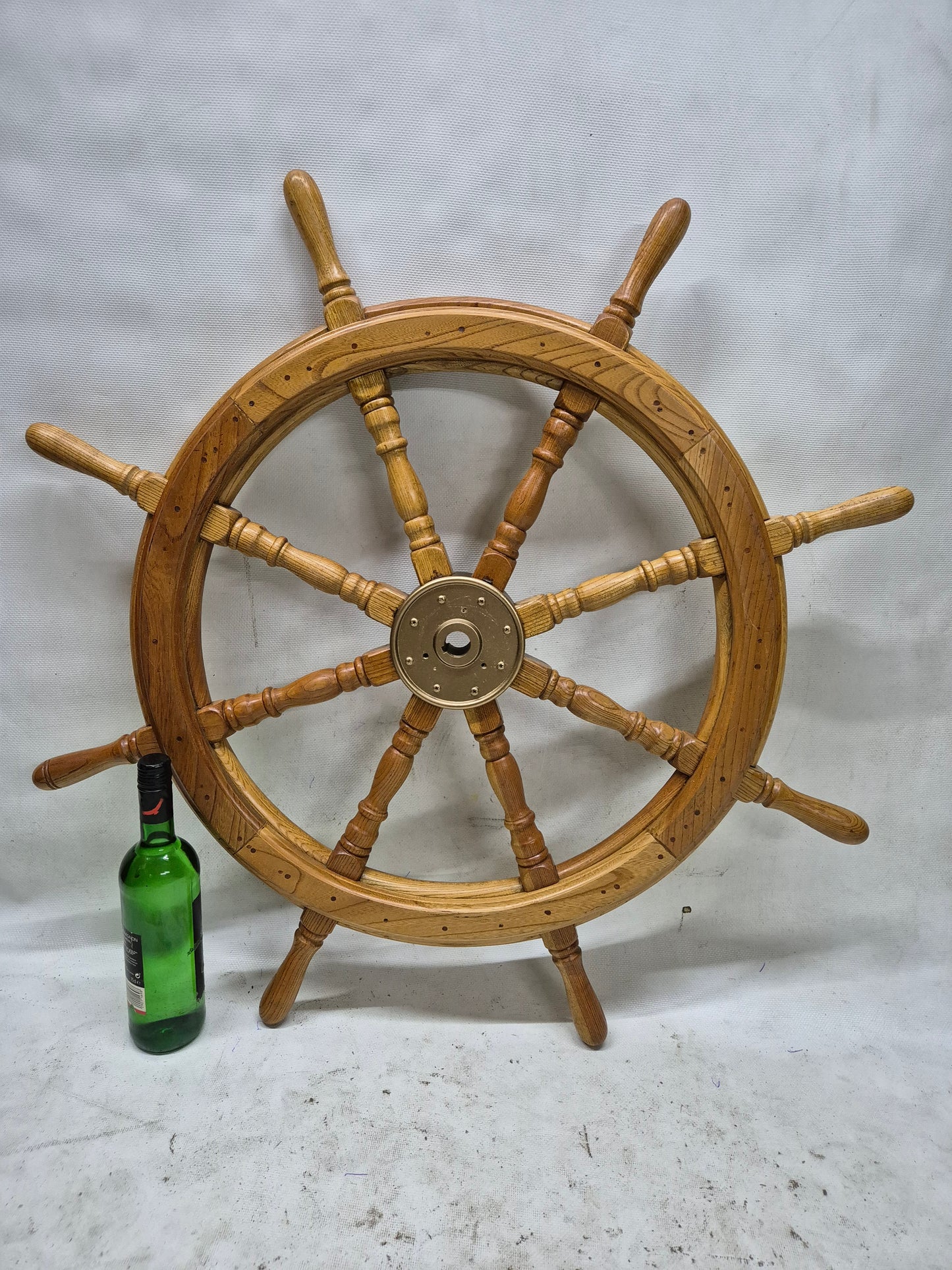 Eight Spoke Ship’s Wheel with Gold Hub