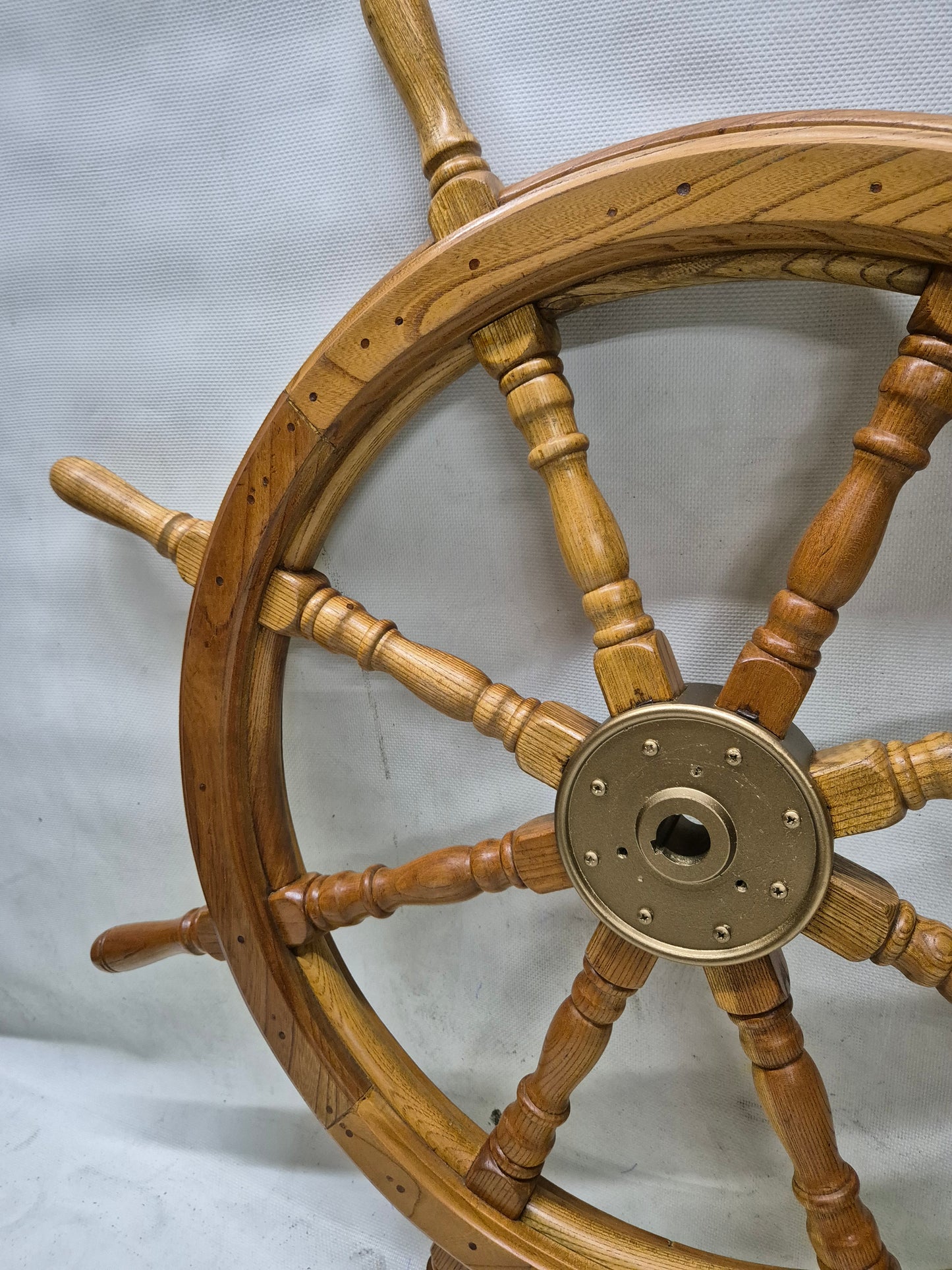 Eight Spoke Ship’s Wheel with Gold Hub