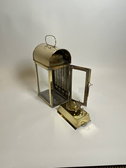 Ships Cabin Lantern With Oil Burner