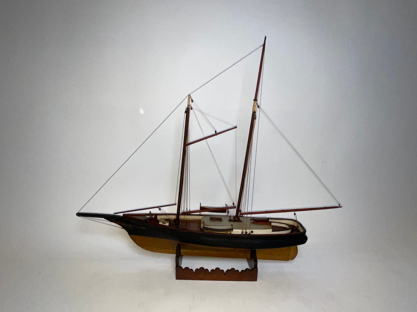 Model of the Schooner Yacht Vim