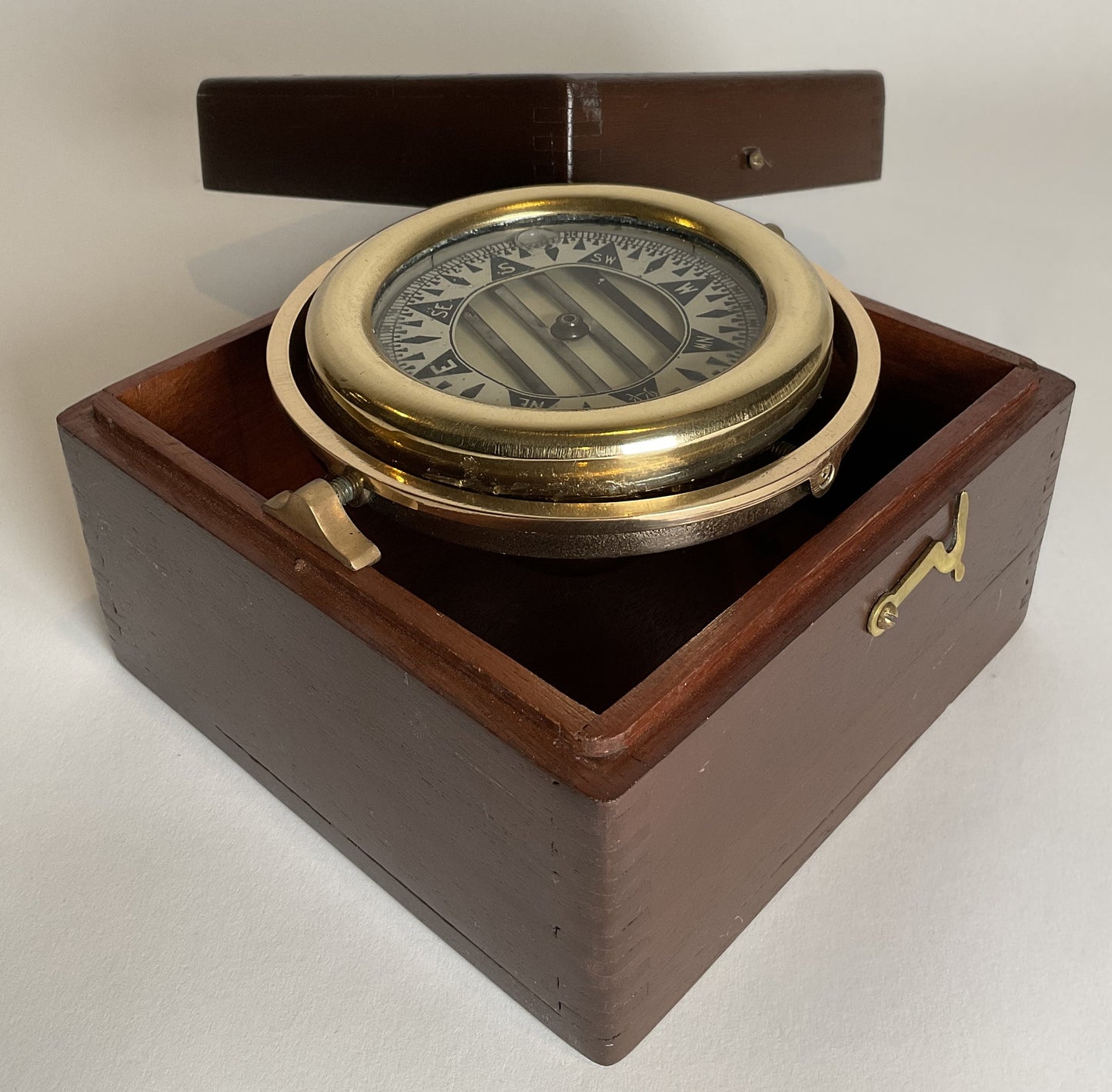 Wilcox Crittenden Boat Compass in Mahogany Box
