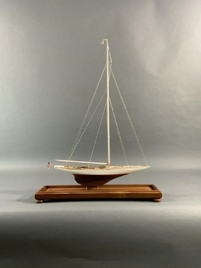 Model Yacht Of 1934 J Class "Rainbow" - Lannan Gallery