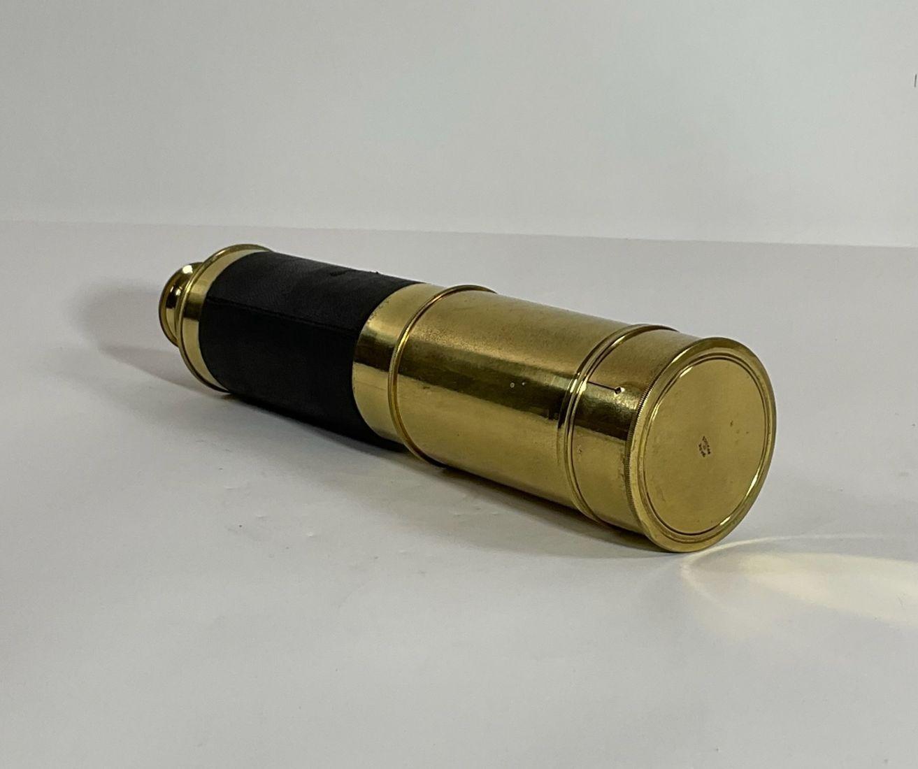 Telescope With Four Draws And Leather Cover - Lannan Gallery