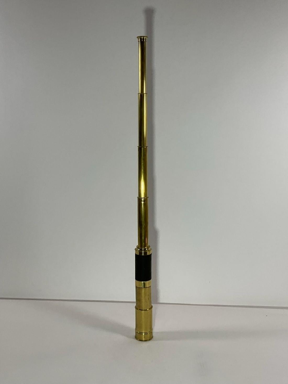 Telescope With Four Draws And Leather Cover - Lannan Gallery
