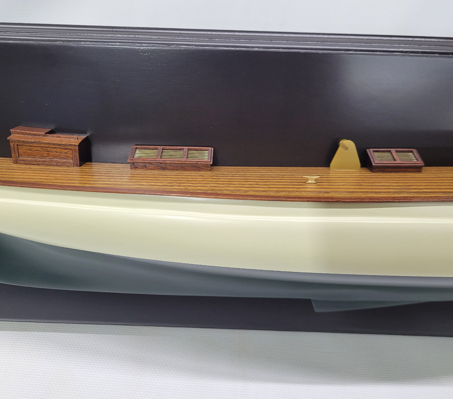 Scale Half Model Of Americas Cup Yacht "Puritan" - Lannan Gallery