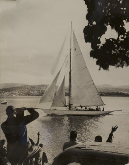 Original Press Photo, c. 1962 - Lannan Gallery