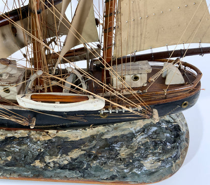 Antique Model Of Windjammer Louise - Lannan Gallery