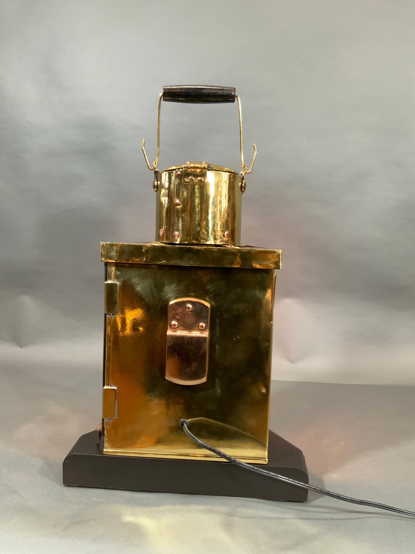 Solid Brass Ships Cabin Lantern - Lannan Gallery