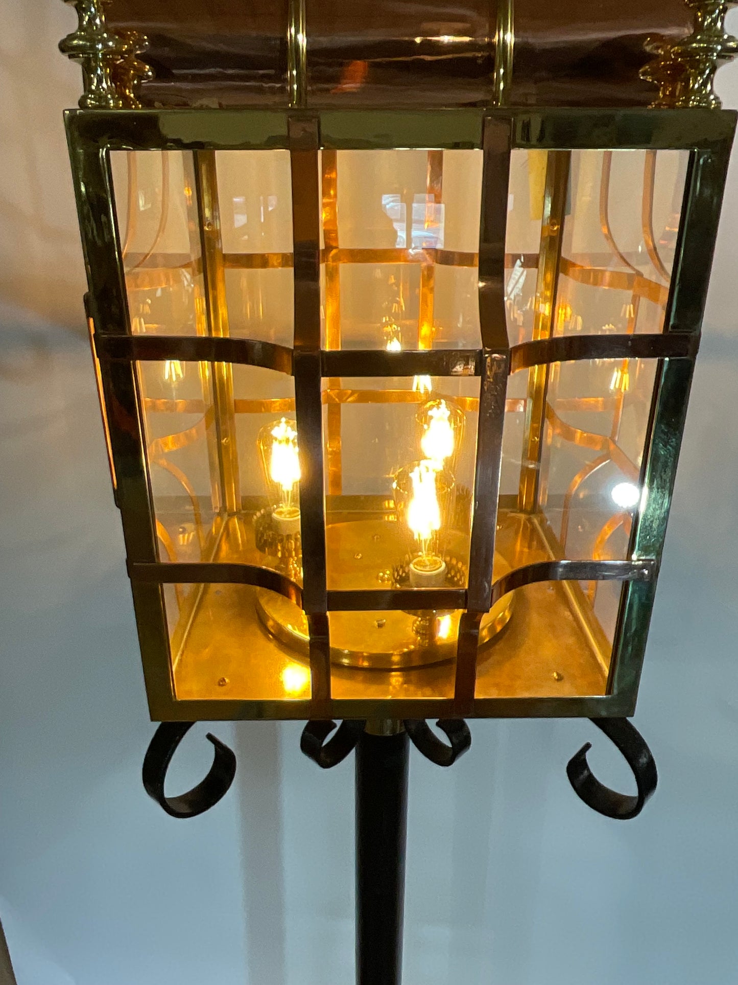 A Pair of Pier 4 Boston Outdoor Lanterns - Lannan Gallery