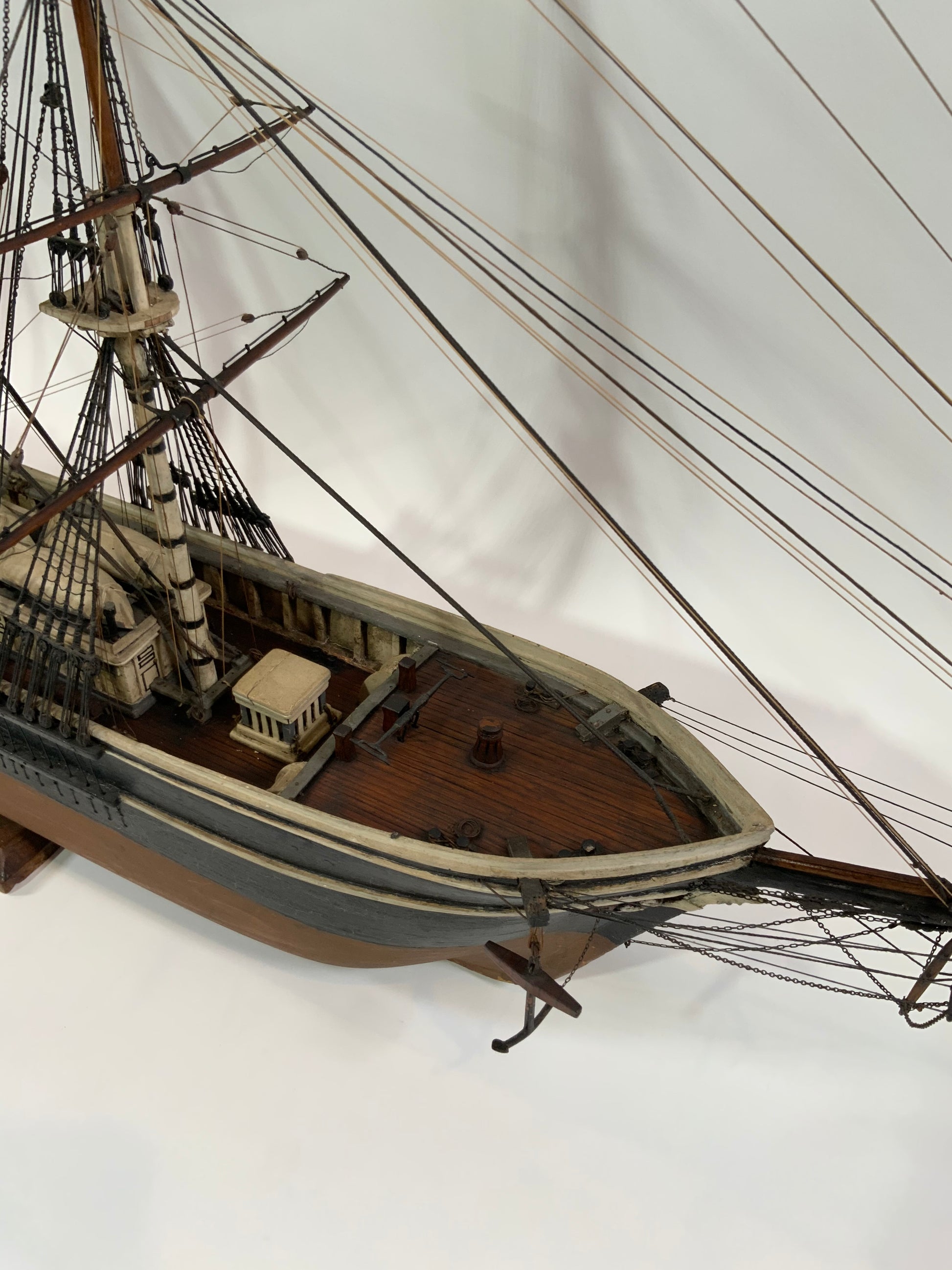 Scale Model of the Clipper Ship Flying Cloud – Lannan Gallery