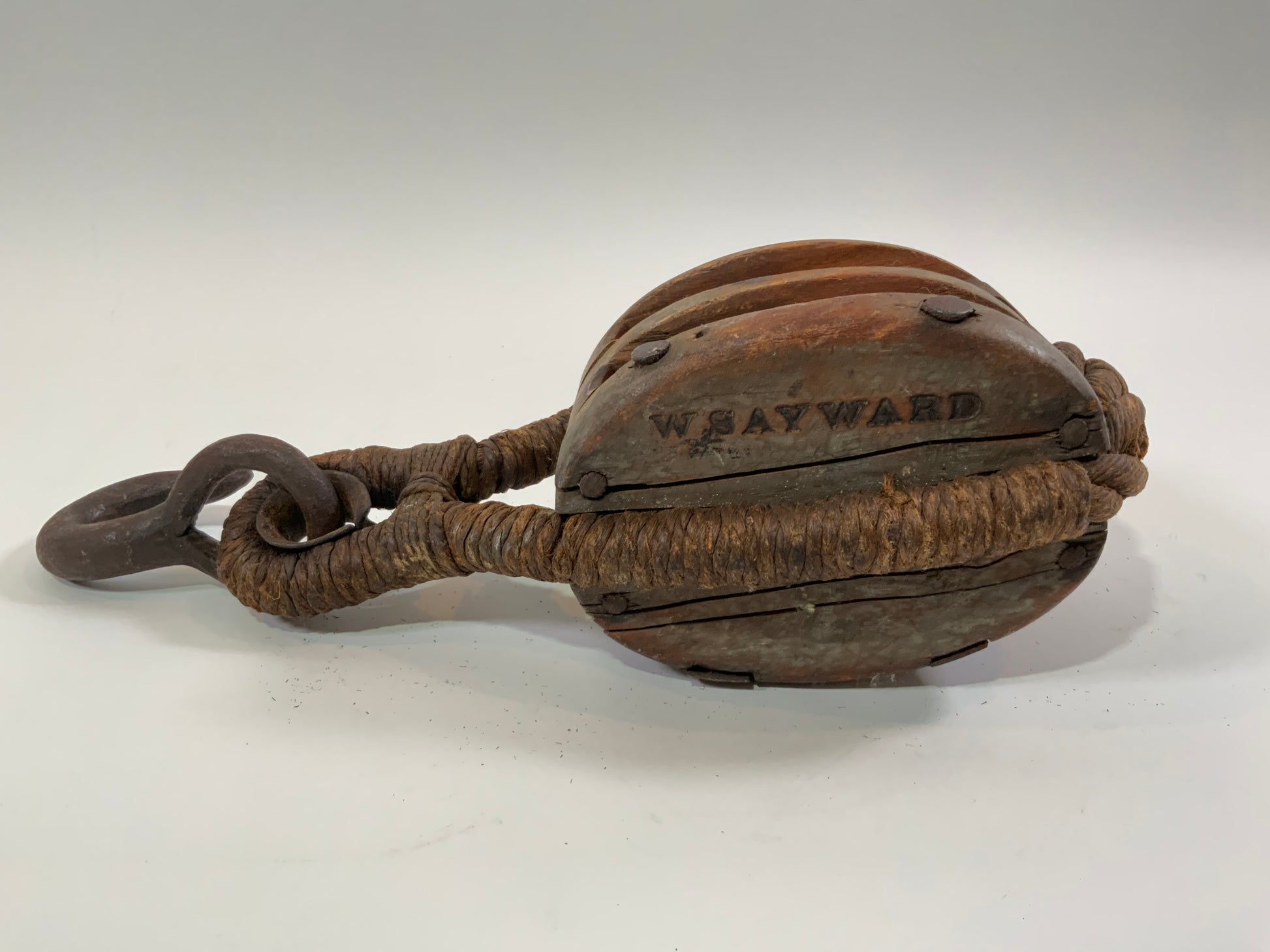 Rope Bound Pulley – Lannan Gallery