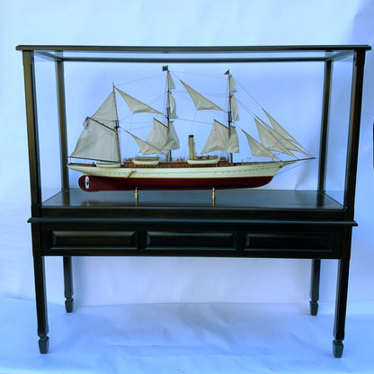 Museum Quality Model Of American Steam Yacht Harvard - Lannan Gallery