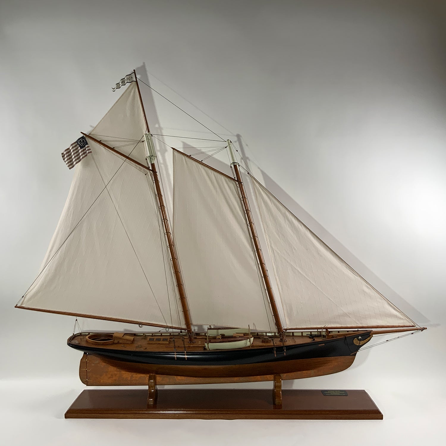 Museum Quality Model Of Schooner Yacht America - Lannan Gallery