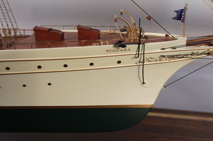 Steam Yacht "Niagara" - Lannan Gallery