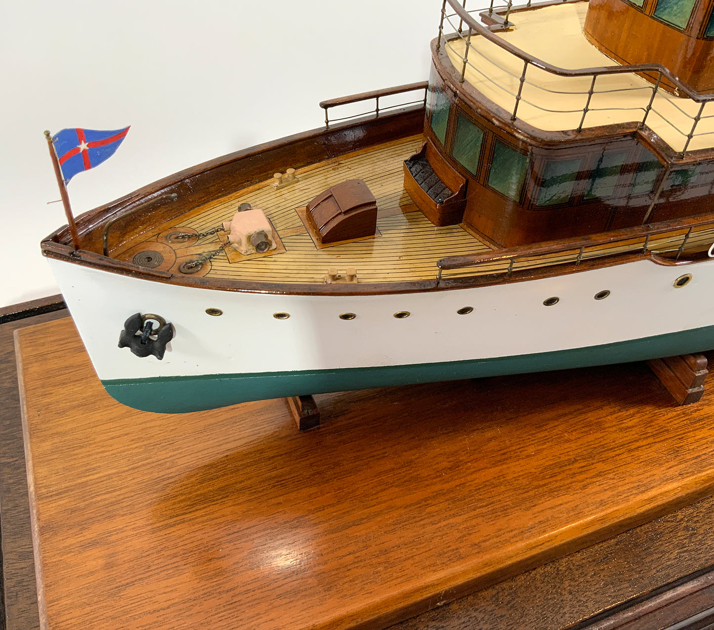 Period Builders Model Of The Private Yacht "Caritas" - Lannan Gallery