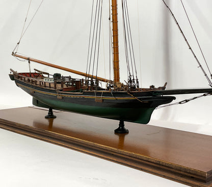 Ship Model "Hudson River Sloop Illinois" - Lannan Gallery